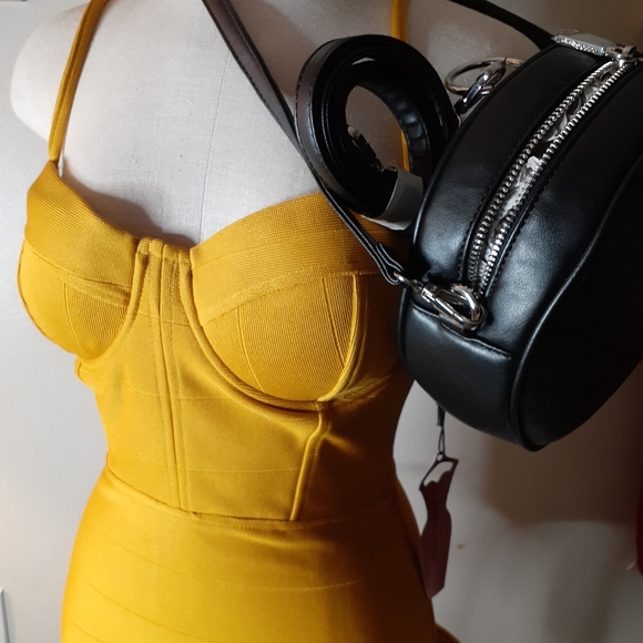 Haute Monde Dress - Picture 5 of 10